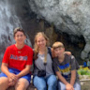 Meet your Posher, Lauren